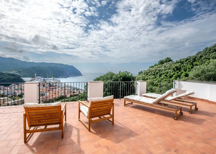 100B - Villa Ginestra, Ampia Terrazza 120M2 Vista Mare, 3 Camere Da Letto